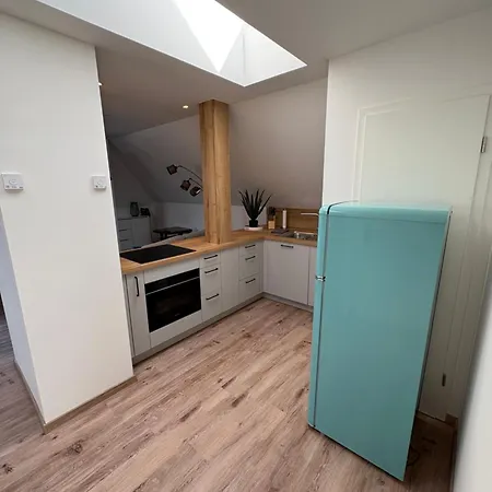 Dachgeschosswohnung Ahlbeck Theophil شقة *